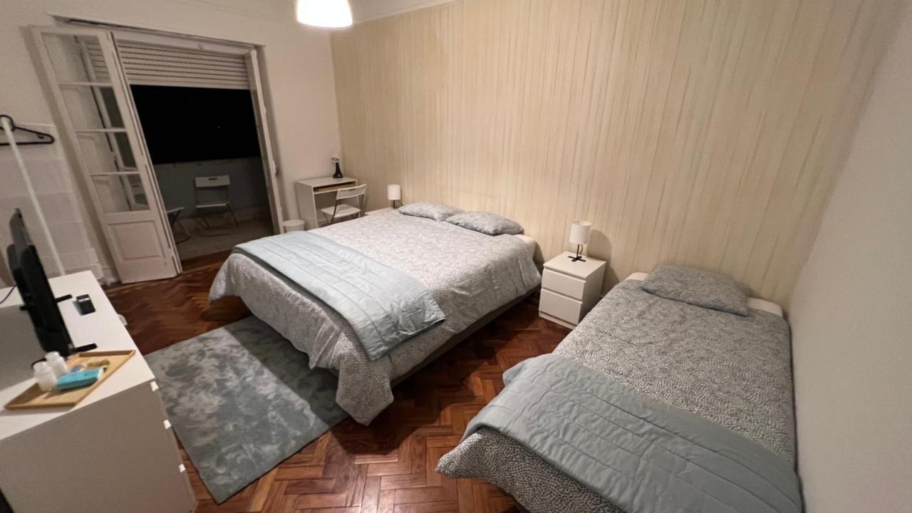 Habitacion Privada Para 3 Grande Con Balcon Lizbona Zewnętrze zdjęcie