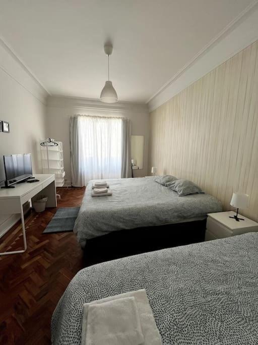 Habitacion Privada Para 3 Grande Con Balcon Lizbona Zewnętrze zdjęcie
