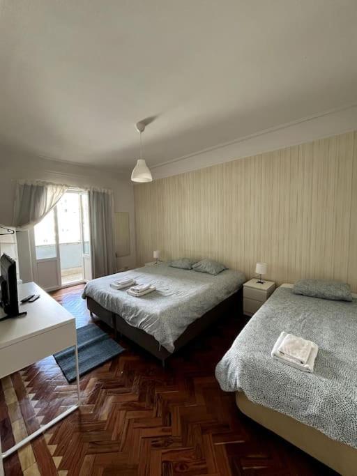Habitacion Privada Para 3 Grande Con Balcon Lizbona Zewnętrze zdjęcie