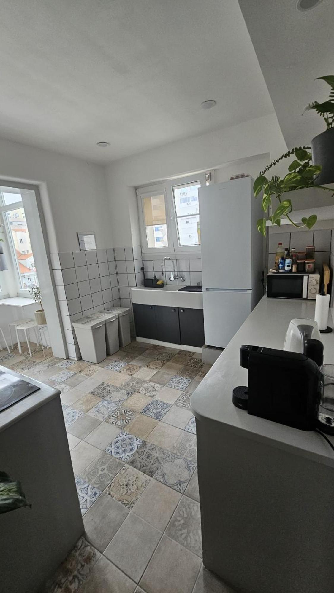 Habitacion Privada Para 3 Grande Con Balcon Lizbona Zewnętrze zdjęcie